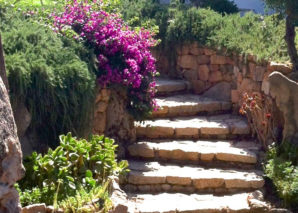 Villa Le Tre Pietre Baja Sardinia Esterno foto